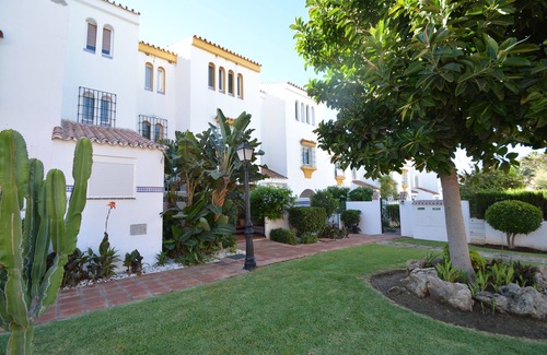 Marina de Casares House | Beach front House with 4 bedrooms with pool near Sabinillas (Estepona)