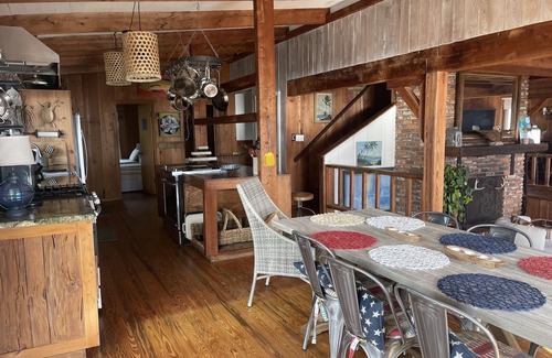 Alligator Point House | BEACH FRONT to BAY with boatdock, swimming pool, pickleball courts and kayaks.