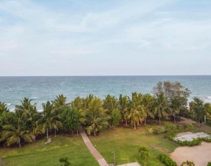 Nilaveli Apartment | Beach Front Trinco