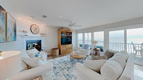 Seagrove Beach House | Beach Happy by Coastal Dreamin