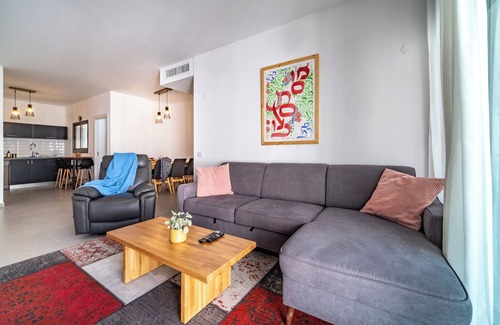 Nahariya Apartment | Beach Haven 3BR Apt by Sea N' Rent