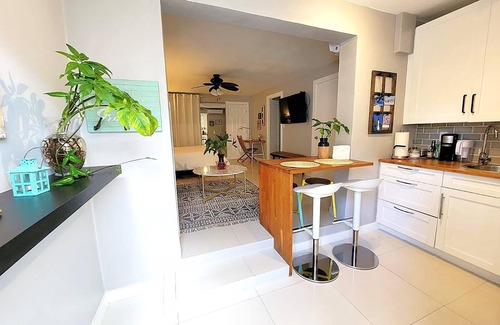 Flagami Apartment | Beach hideaway in the middle of Miami studio