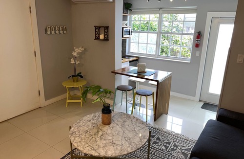 Flagami Apartment | Beach hideaway in the middle of Miami studio