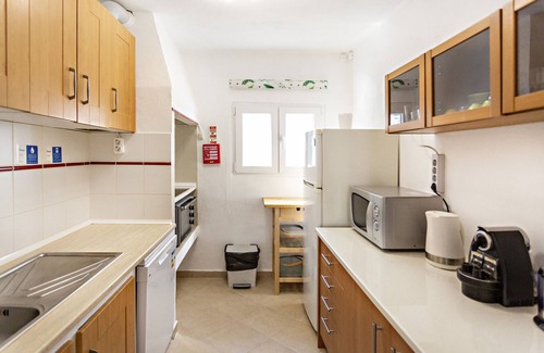 Praia de Faro Villa | Beach house, 2 steps from the ocean!