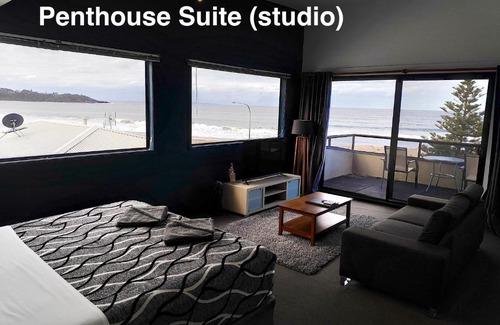 Mollymook Hotel | Beach House Mollymook