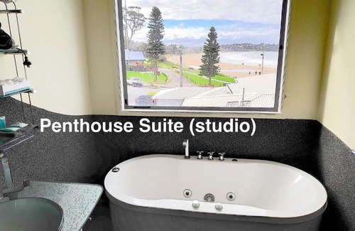 Mollymook Hotel | Beach House Mollymook