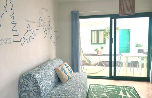 Los Pocillos Apartment | Beach house near the sea with pool