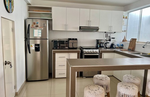 Puerto Chicama House | Beach House Puerto Malabrigo with Pool and Beach - All Year Round Surfing in Chicama