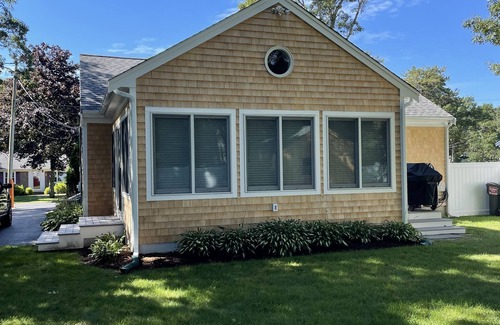 Bass River House | BEACH HOUSE, VERY CLEAN, Less than 1/2 mile walk to Beach, WIFI, Central Air