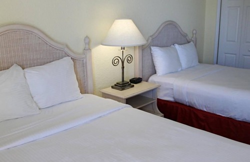 Bostroms Resort | Beach is Calling! Four Serene Units, BBQ Facilities, Surfing, Near The Casements