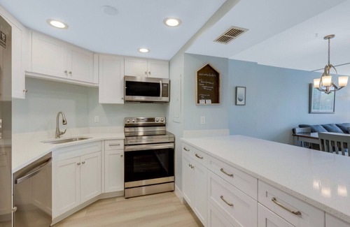 Vanderbilt Beach Condo | Beach Life Included