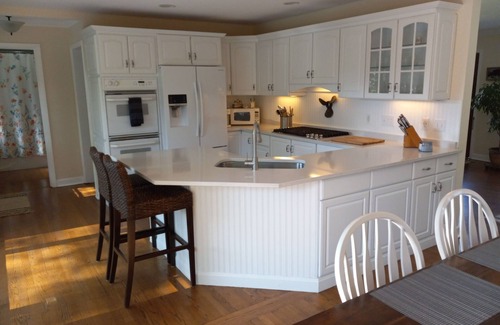 Powers Lake House | Beach nearby-pure summer magic awaits!