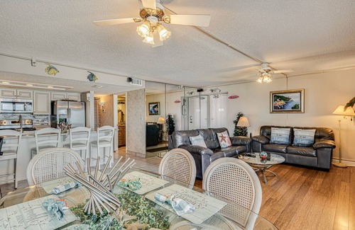 Indian Shores Condo | Beach Oasis-Direct Gulf view Balcony, renovated unit. Last min sale.