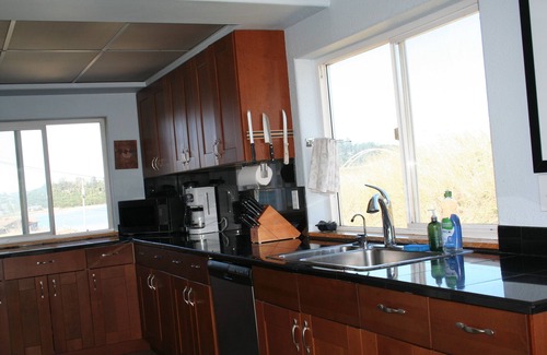 Bayshore House | BEACH, OCEAN FRONT, BAY FRONT HOUSE GREAT FOR FAMILIES AND FRIENDS