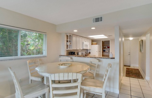 Cocoa Beach Cottage | Beach Place Guesthouses