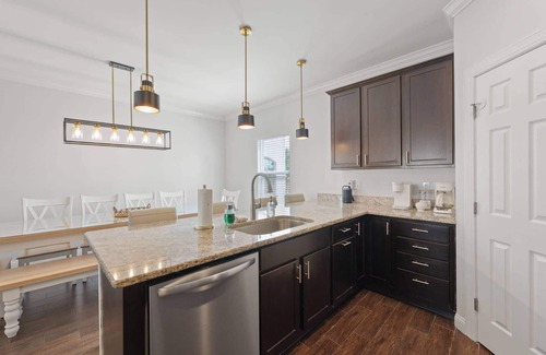 Jacksonville Beach House | Beach townhouse w/heated pool & games, 1 1/2 blocks to the beach