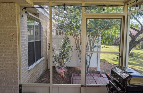 Laguna Vista Villa | Beach Vibes Only Villa- 10 PH