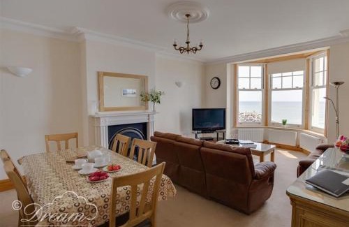 Weymouth House | Beach View Apartment 3
