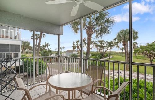 Captiva House | Beach Villa 2216- Captiva One Bedroom Deluxe Beachfront Residence