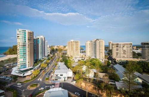 Coolangatta Hotel | Beachcomber International Resort