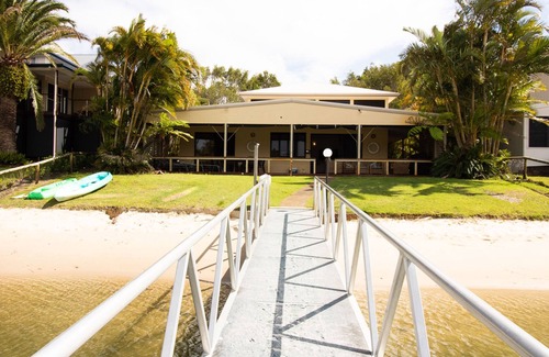 Gold Coast House | Beached At Straddie.