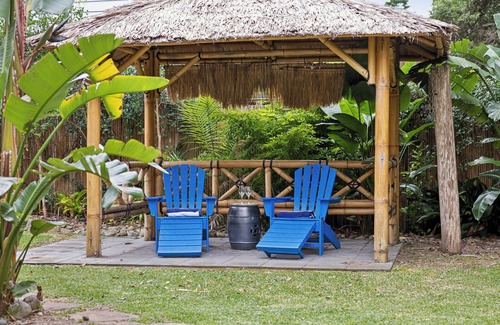 Sawtell House | Beached - Beach is your Back Yard, Pet Friendly