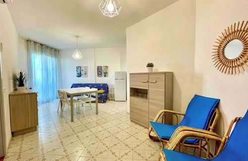 Porto Santa Margherita Apartment | Beachfront flat with sea view