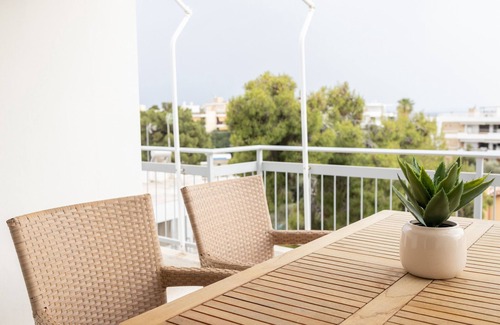 Voula Apartment | Beachfront 2-Bedroom Stay in Voula