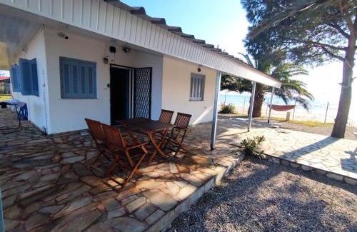 Lakopetra House | Beachfront 2Br Garden Bbq SeaView QuietRetreat