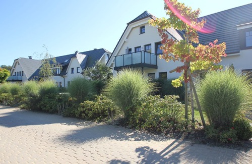 Lobbe Apartment | Beachfront apartment with terrace, use of swimming pool and sauna - Rex Rugia apartment 30-4