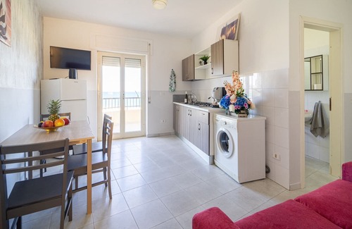 Marina di Strongoli Apartment | Beachfront apartment with exclusive access