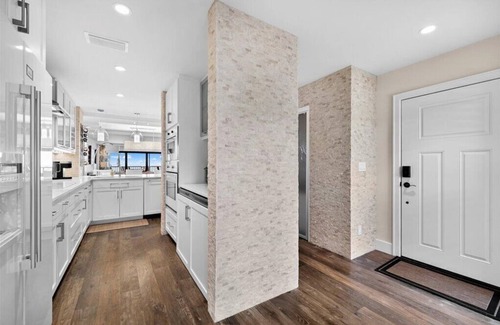Whitney Beach Condo | Beachfront Condo in Longboat Key