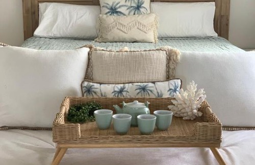 Warilla Apartment | Beachfront Holiday Home with Late checkout