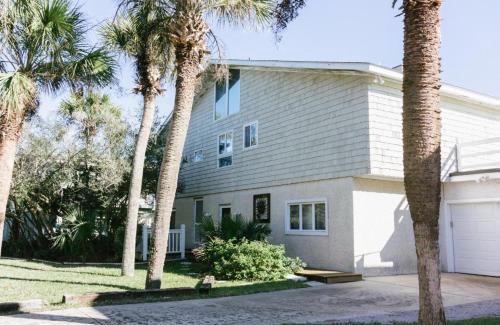 Saint Helena Island House | Beachfront home with expansive deck and direct beach access