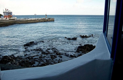 Arrieta House | Beachfront house