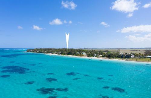 Pointe D'esny House | Beachfront house pointe d'esny