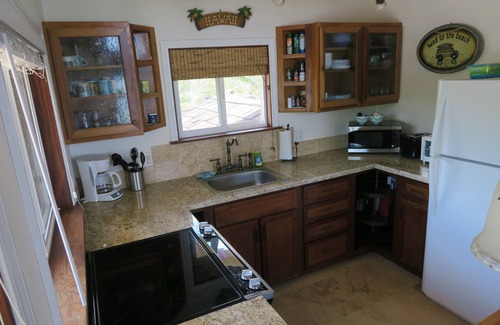 Waialua House | Beachfront private guest suite on the ocean. Ask about 2 week stays.