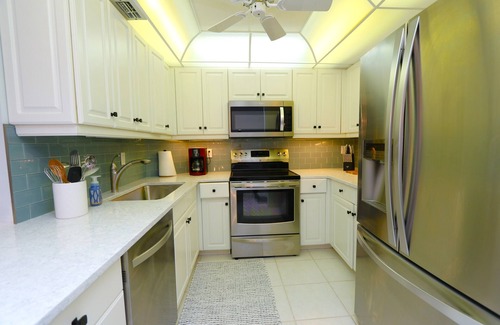 Marco Island Condo | Beachfront Remodeled Condo