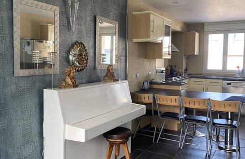 Bernieres-sur-Mer Villa | Beachfront Villa With Private Indoor Pool And Beach 30 m Beach D-day 44