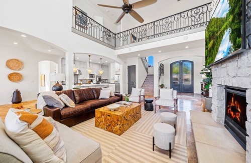 Kingsland House | Beachfront Villa | Concierge Services