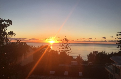 Coledale House | Beachouse Sharkies Opposite & Sea Views of Sharkies Beach