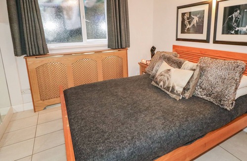 Castlerock Apartment | Beachside and Golf Apartment