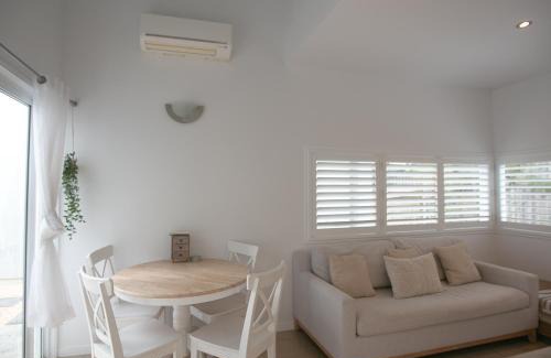 Casuarina House | Beachside Escape 200m From Ocean