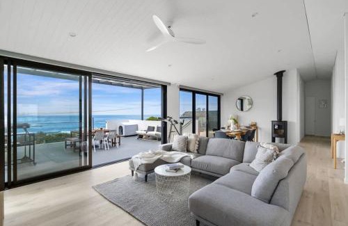 Kioloa House | Beachside in Kioloa - oceanfront luxury bungalow