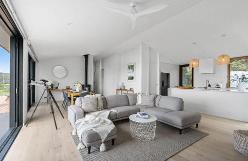 Kioloa House | Beachside in Kioloa - oceanfront luxury bungalow