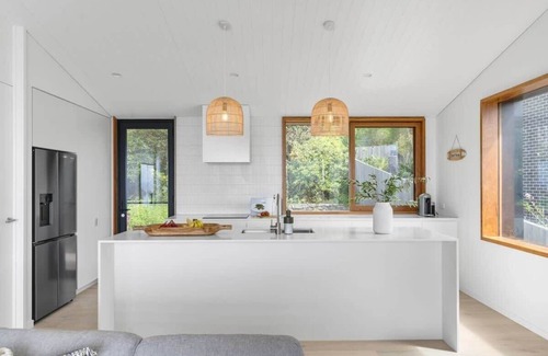 South Coast House | Beachside In Kioloa S