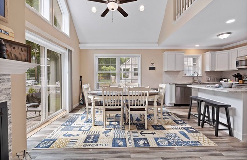 Rehoboth Beach House | Beachtown getaway