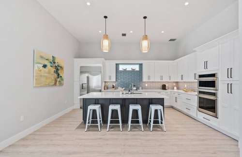 Naples Park House | Beachwalk Villa 4