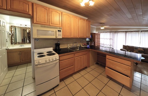 Copalis Beach Condo | Beachwood Condos& Resort Ocean Side Condo with 2 Queen Beds & Kitchen near beach