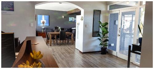 Melkbosstrand Bed & Breakfast | Beachwood Inn Melkbosstrand